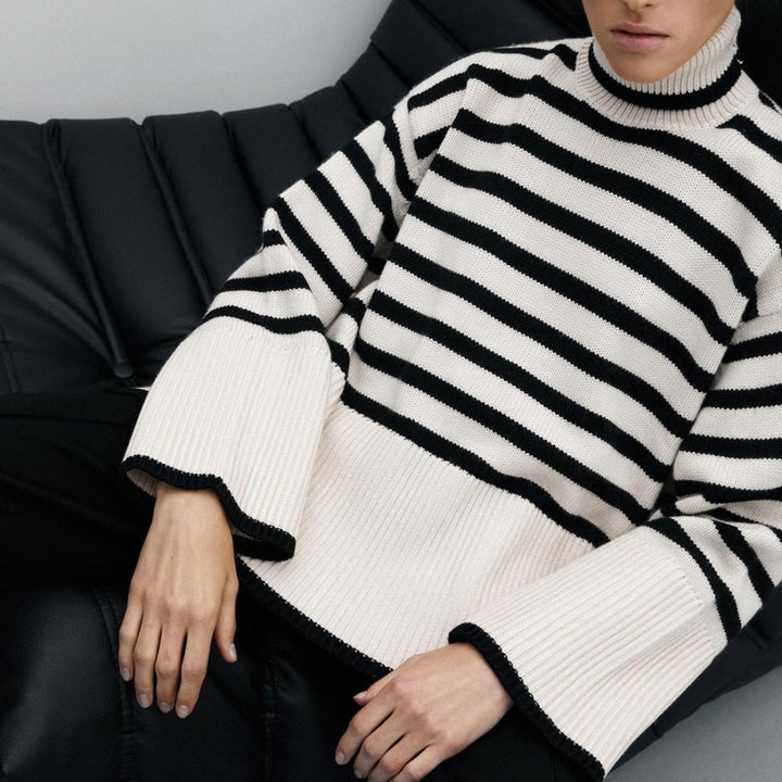 Tracy - Oversized Striped Turtleneck Sweater